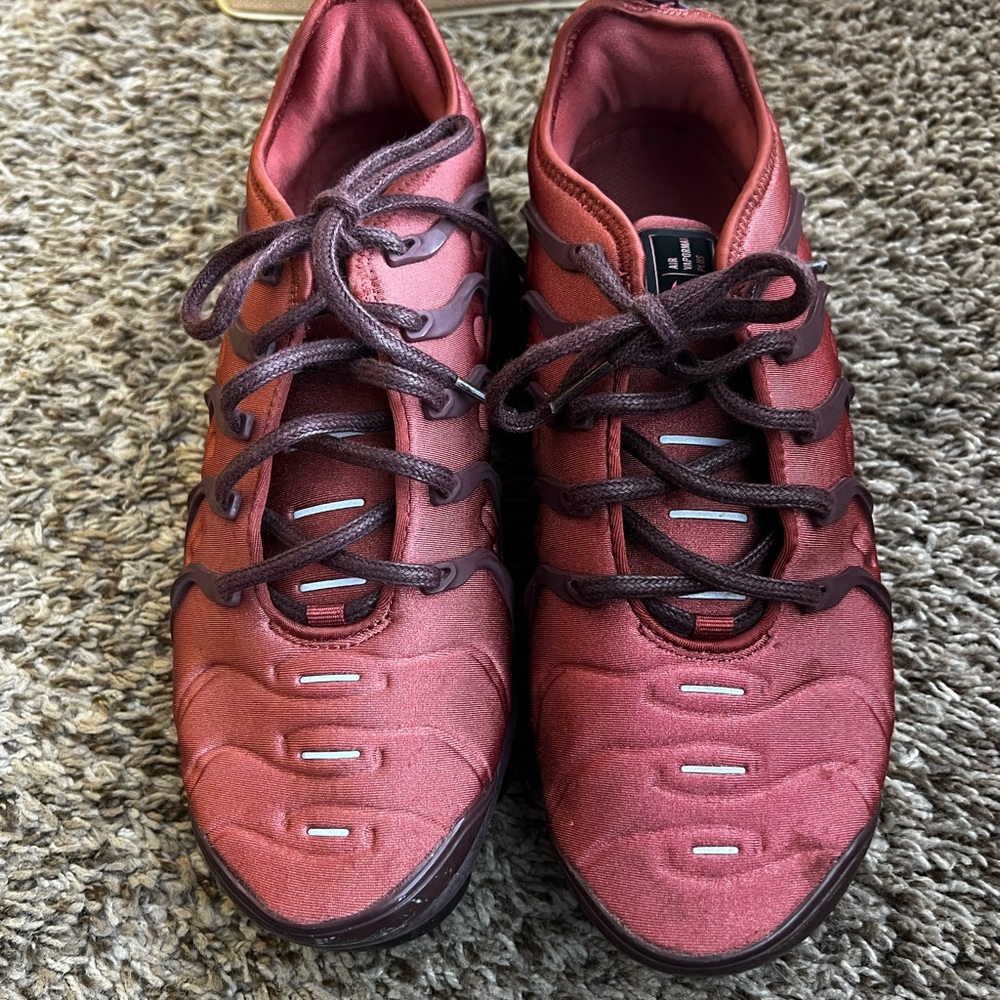 Women Nike VaporMax Plus Athletic Shoes